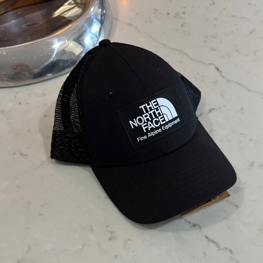 The North Face Classic Black Cap